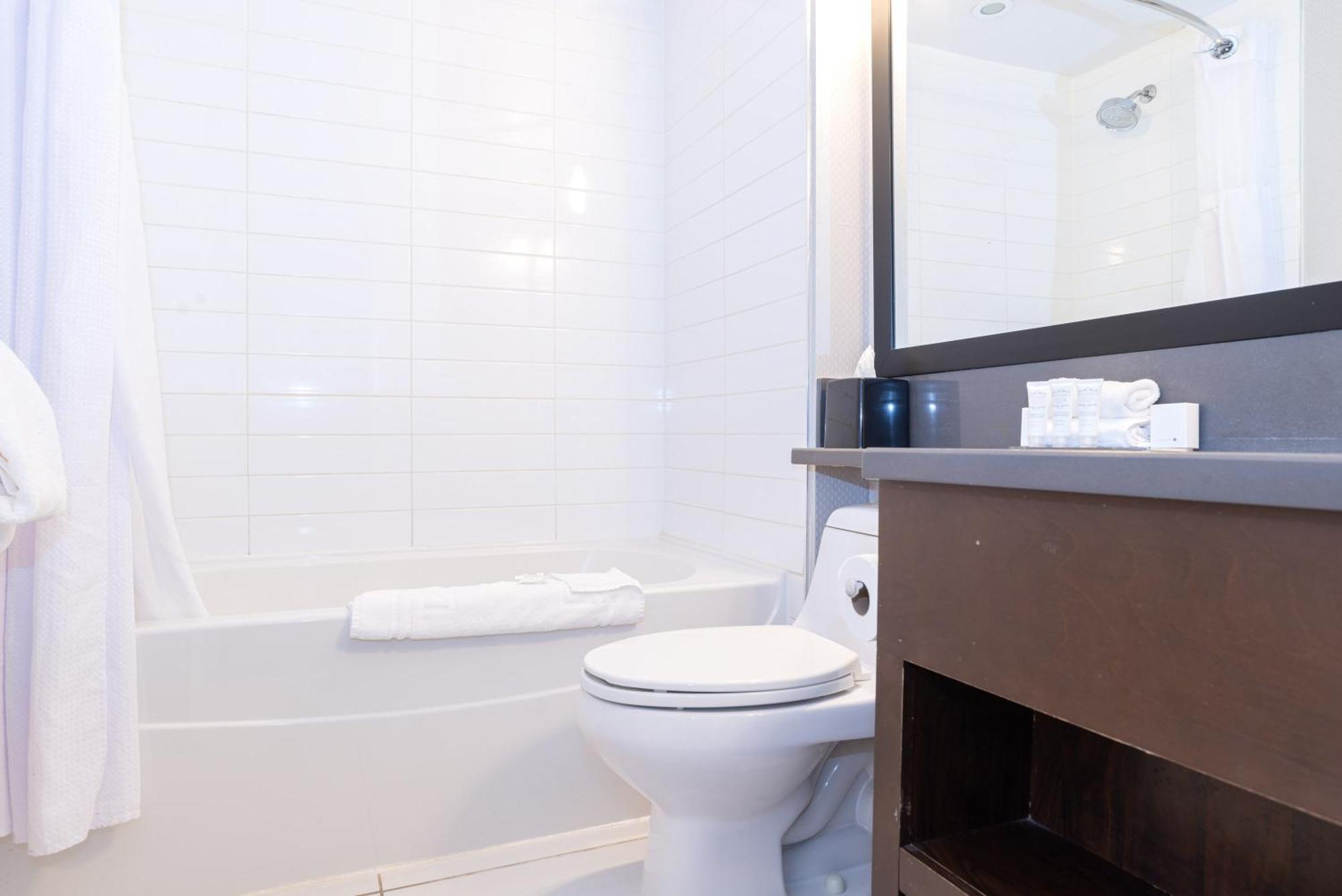 Junior Suite,1661633501:JPEG